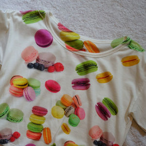 Macroon Crop Top